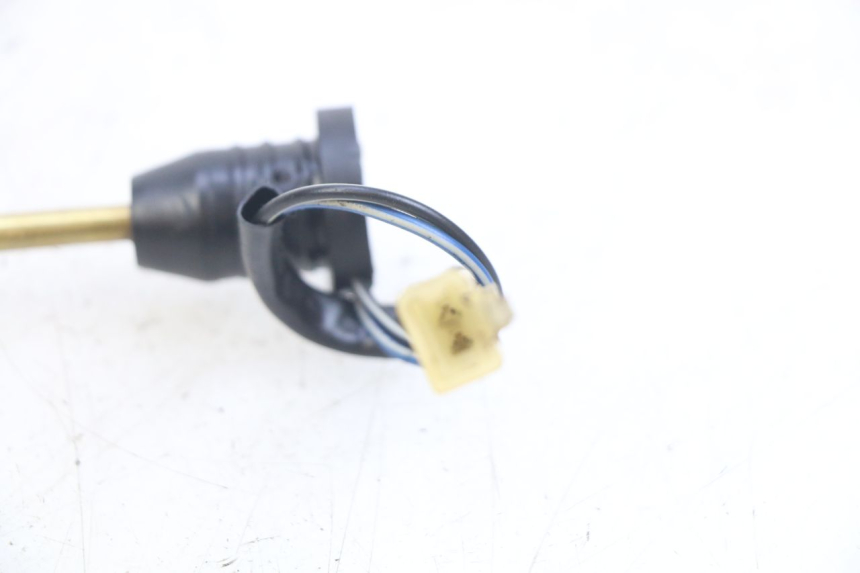 photo de MIARKA POZIOMU OLEJU W ZBIORNIKU PEUGEOT SPEEDFIGHT 3 AIR 50 (2009 - 2015) - Zoom stanu zużycia