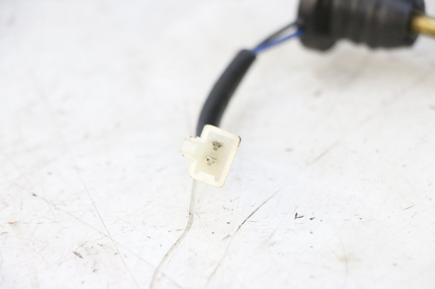 photo de MIARKA POZIOMU OLEJU W ZBIORNIKU PEUGEOT STREETZONE I 2T 50 (2018 - 2020) - Zoom stanu zużycia