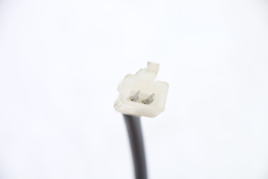 photo de MIARKA POZIOMU OLEJU W ZBIORNIKU PEUGEOT STREETZONE I NAKED 2T 50 (2018 - 2020) - Zbliżenie techniczne