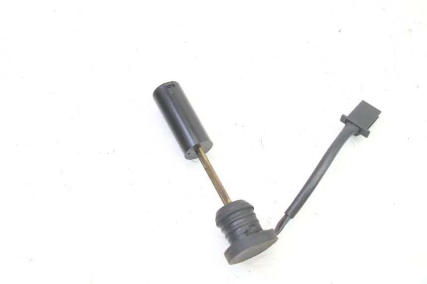 photo de MIARKA POZIOMU OLEJU W ZBIORNIKU YAMAHA TDR DELTABOX 125 (1997 - 2003) - Zoom stanu zużycia