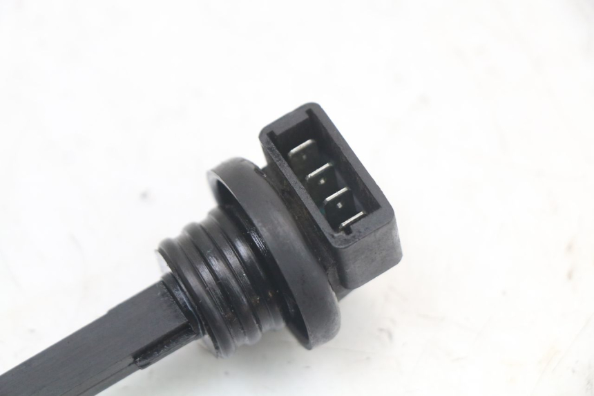 photo de MIERNIK POZIOMU OLEJU W ZBIORNIKU PIAGGIO TYPHOON 50 (2000 - 2009) - Szczegół części