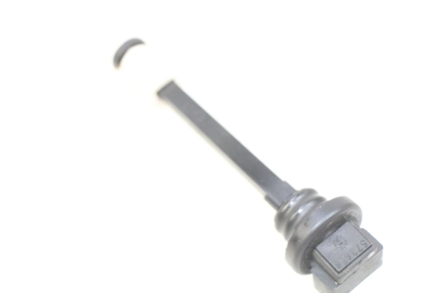 photo de MIARKA POZIOMU OLEJU W ZBIORNIKU PIAGGIO VESPA PRIMAVERA 2T 50 (2013 - 2018) - Szczegół części