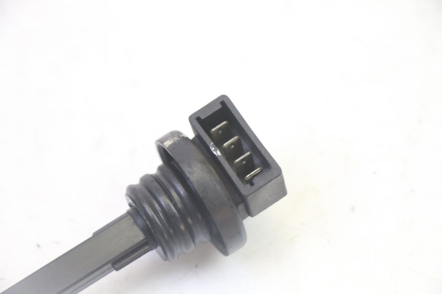 photo de MIARKA POZIOMU OLEJU W ZBIORNIKU PIAGGIO VESPA S 2T 50 (2007 - 2014) - Szczegół części