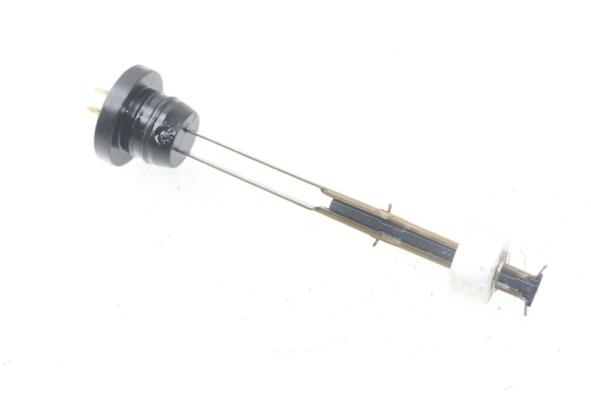 photo de MIARKA POZIOMU OLEJU W ZBIORNIKU PEUGEOT VIVACITY 100 (1999 - 2008) - Szczegół części