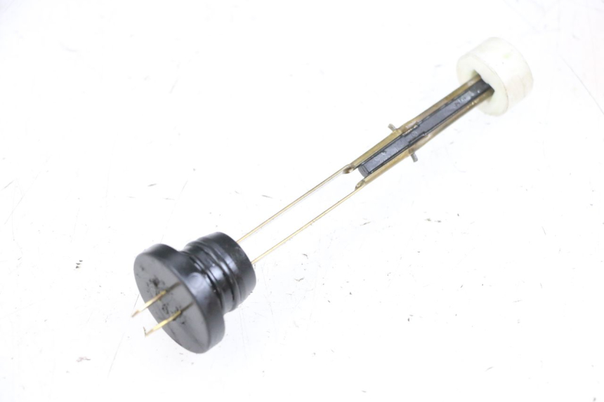 photo de MIARKA POZIOMU OLEJU W ZBIORNIKU PEUGEOT VIVACITY 100 (1999 - 2008) - Szczegół części