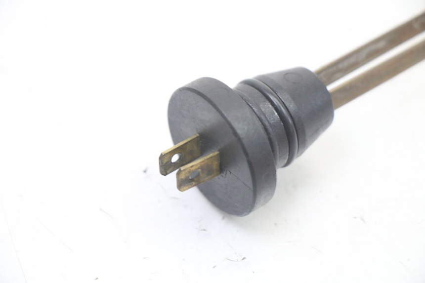 photo de MIARKA POZIOMU OLEJU W ZBIORNIKU YAMAHA BW'S NG NEXT GENERATION 50 (1996 - 2003) - Zoom stanu zużycia