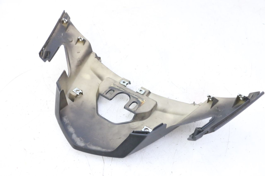 photo de Złącze tylnej owiewki QUADRO 4 4D 350 (2015 - 2018) - Inny kąt widzenia