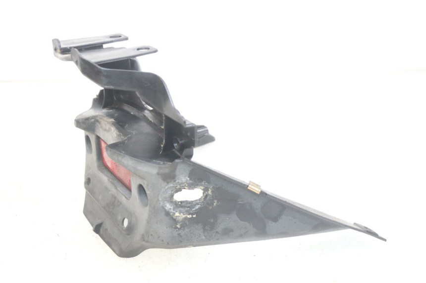 photo de Złącze tylnej owiewki KYMCO AGILITY 4T 50 (2005 - 2018) - Zoom stanu zużycia