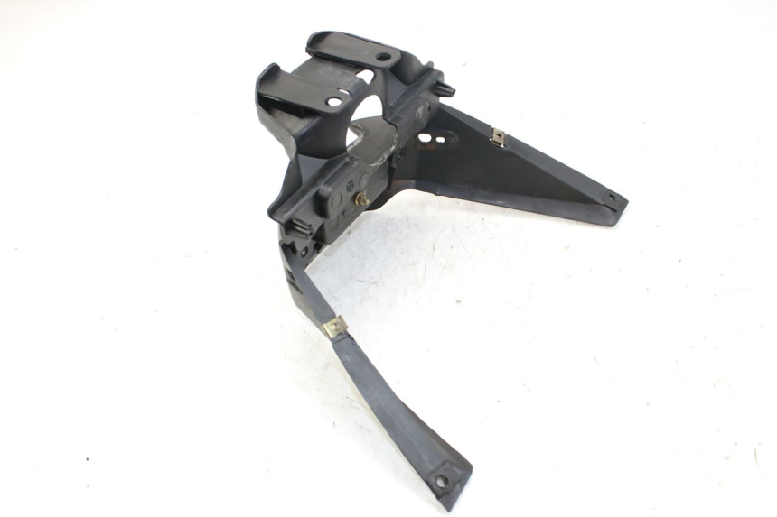 photo de Złącze tylnej owiewki KYMCO AGILITY 4T 50 (2005 - 2018) - Zbliżenie techniczne