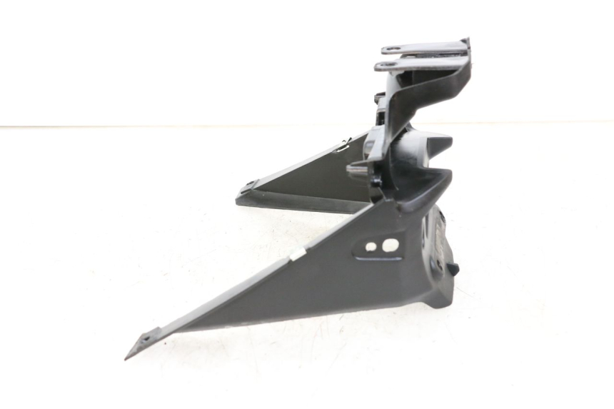 photo de Złącze owiewki tylnej KYMCO AGILITY 4T 50 (2018 - 2022) - Inny kąt widzenia