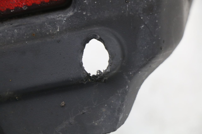 photo de ŁĄCZNIK OWIEWKI TYLNEJ KYMCO AGILITY FR 2T 50 (2012 - 2017) - Stan powierzchni