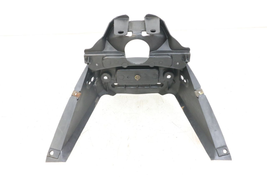 photo de ŁĄCZNIK OWIEWKI TYLNEJ KYMCO AGILITY FR 2T 50 (2012 - 2017) - Zoom stanu zużycia