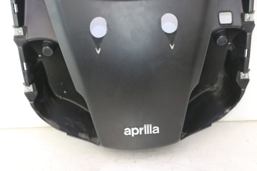 photo de Złącze tylnej owiewki APRILIA ATLANTIC S 125 (2010 - 2013) - Szczegół części