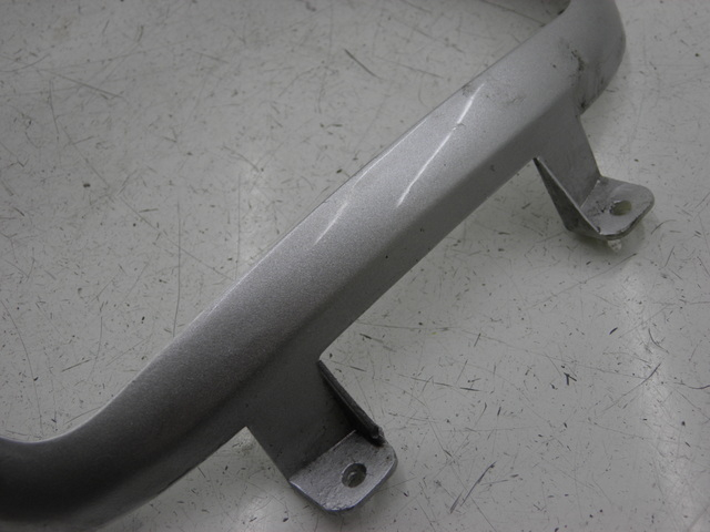 photo de Złącze tylnej owiewki BENZHOU YY50QT31 VINTAGE 50 (2009 - 2012) - Inny kąt widzenia