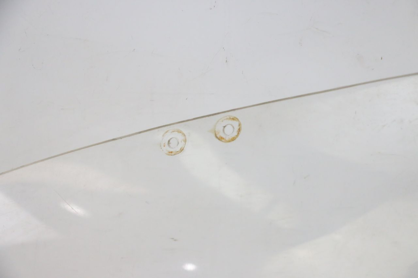 photo de Złącze tylnej owiewki BMW C1 125 (2000 - 2003) - Oznaczenia i referencje