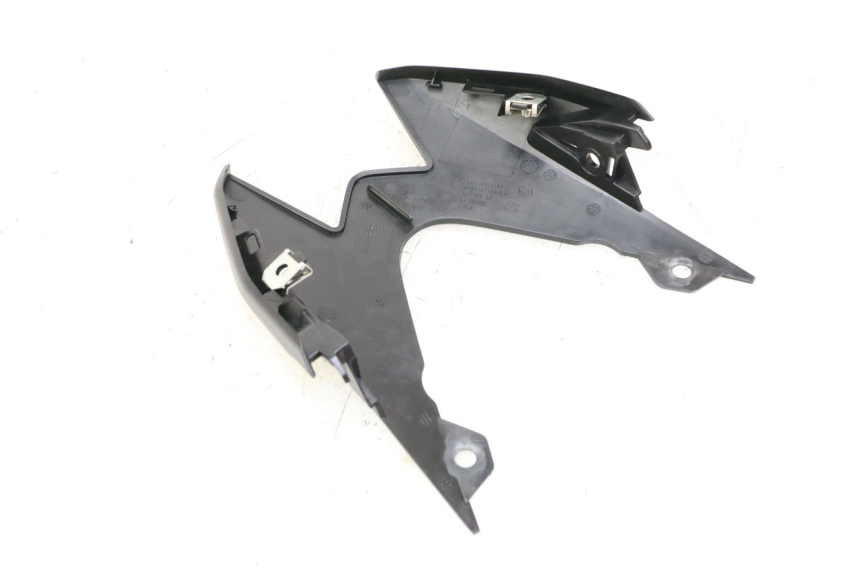 photo de Złącze tylnej owiewki BMW S RR ABS S1000RR 1000 (2015 - 2018) - Inny kąt widzenia