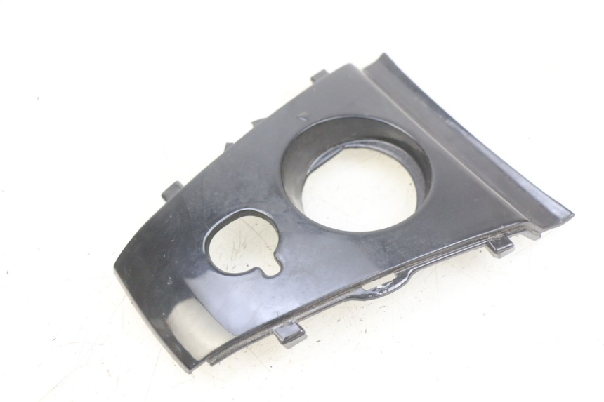 photo de Złącze tylnej owiewki BAOTIAN BT 49 QT-9 50 (2006 - 2010) - Widok główny