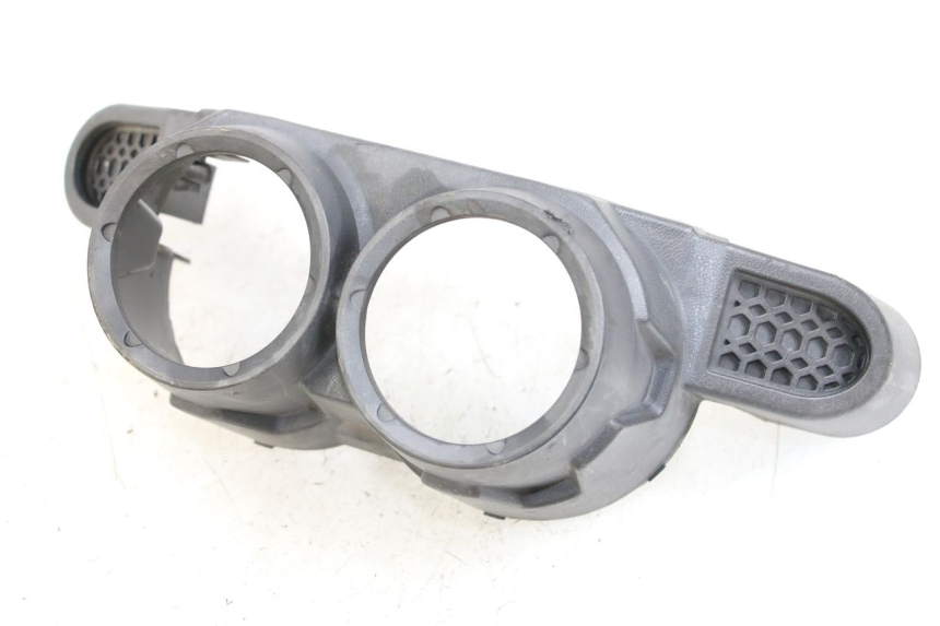 photo de Złącze tylnej owiewki YAMAHA BW'S BWS 125 (2010 - 2013) - Widok główny