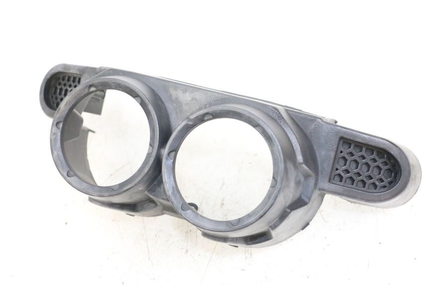 photo de Złącze tylnej owiewki YAMAHA BW'S BWS 125 (2010 - 2013) - Widok główny