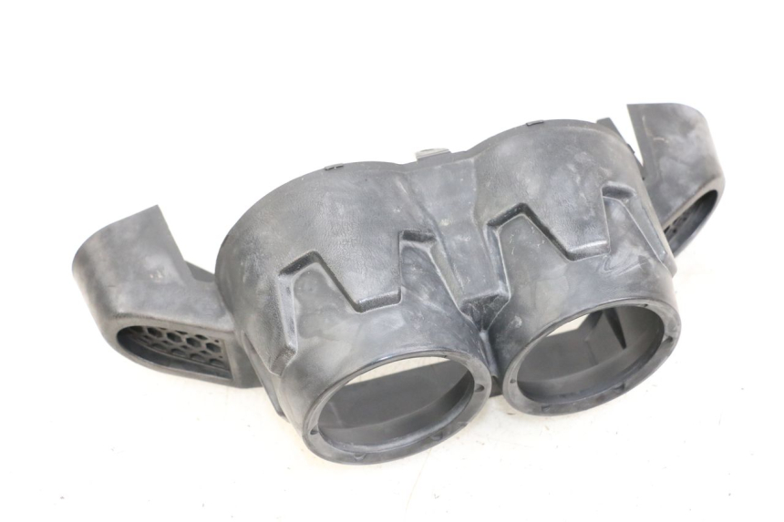 photo de Złącze tylnej owiewki YAMAHA BW'S BWS 125 (2010 - 2013) - Szczegół części