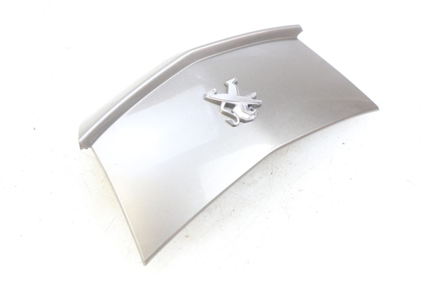 photo de Złącze tylnej owiewki PEUGEOT CITYSTAR AIR 125 (2014 - 2017) - Inny kąt widzenia