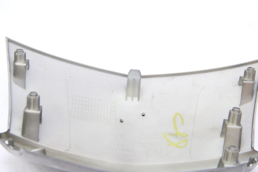 photo de ZŁĄCZE OWIEWKI TYLNEJ PEUGEOT CITYSTAR 125 (2011 - 2017) - Punkty mocowania