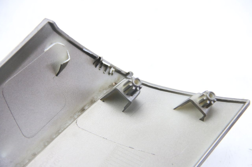 photo de ZŁĄCZE OWIEWKI TYLNEJ PEUGEOT CITYSTAR 125 (2011 - 2017) - Część sprawdzona