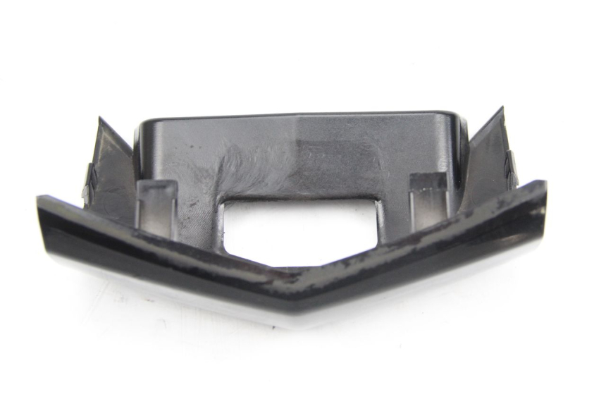 photo de Złącze owiewki tylnej KYMCO DINK 4T 50 (2007 - 2018) - Zoom stanu zużycia