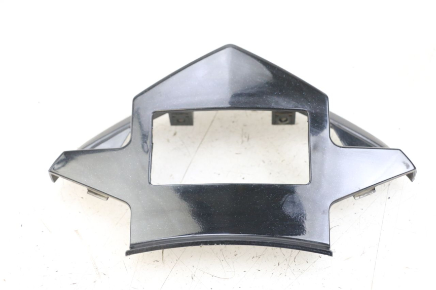 photo de Złącze owiewki tylnej KYMCO DINK 4T 50 (2007 - 2018) - Widok główny