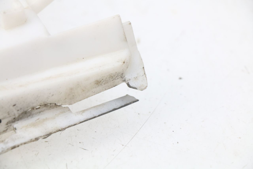 photo de Złącze tylnej owiewki LIFAN DIRTBIKE 50 - Inny kąt widzenia