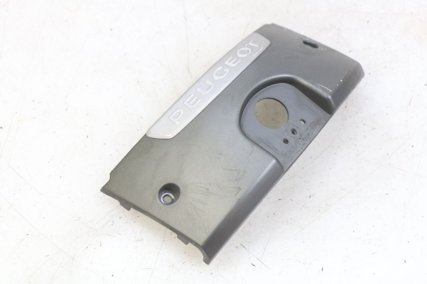 photo de Złącze tylnej owiewki PEUGEOT DJANGO 4T 50 (2014 - 2019) - Szczegół części