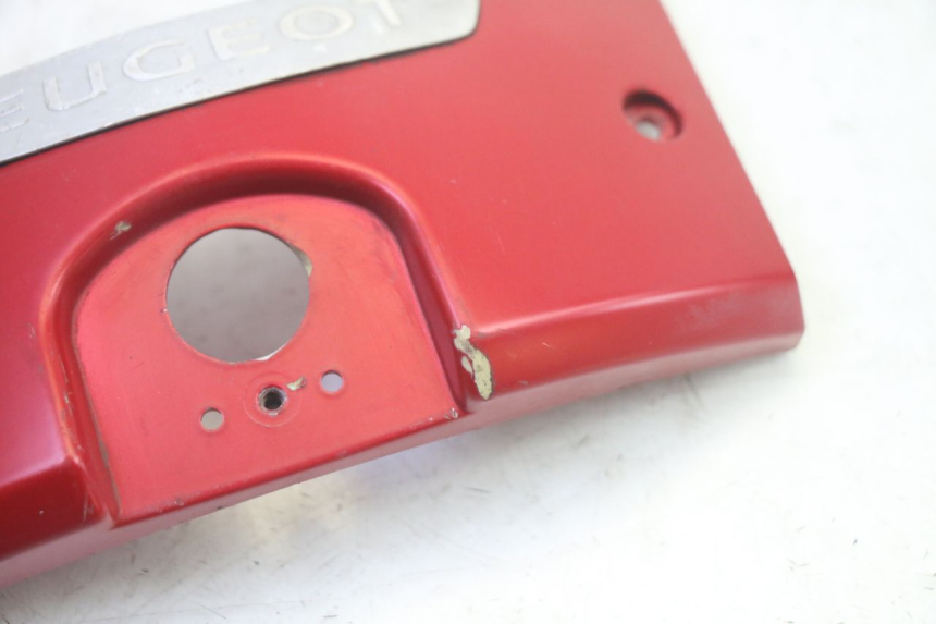 photo de Złącze tylnej owiewki PEUGEOT DJANGO 4T 50 (2014 - 2019) - Szczegół części