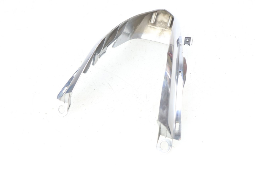 photo de Złącze tylnej owiewki YAMAHA D'ELIGHT DELIGHT 115 (2013 - 2017) - Zbliżenie techniczne