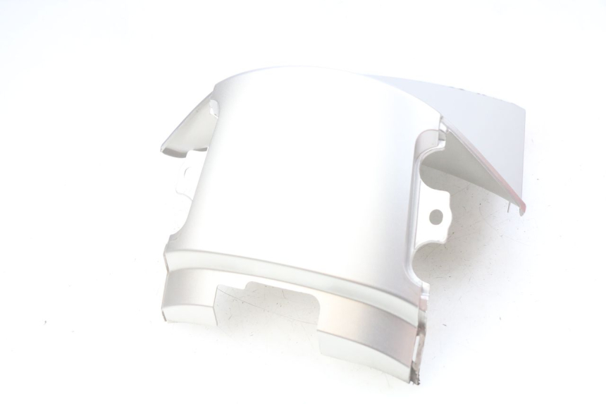 photo de ZŁĄCZE OWIEWKI TYLNEJ HONDA FES PANTHEON 2T 125 (1998 - 2002) - Zbliżenie techniczne