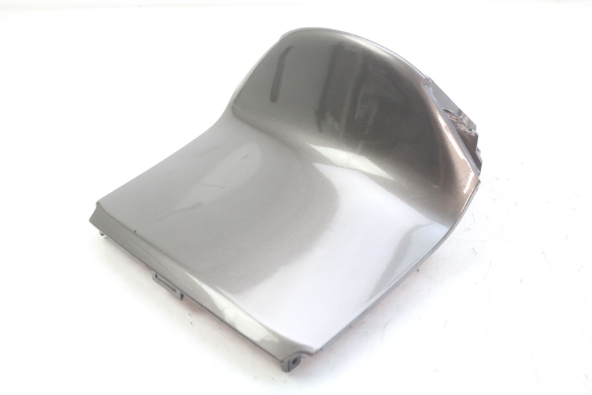 photo de ZŁĄCZE OWIEWKI TYLNEJ HONDA FES PANTHEON 2T 125 (1998 - 2002) - Zoom stanu zużycia