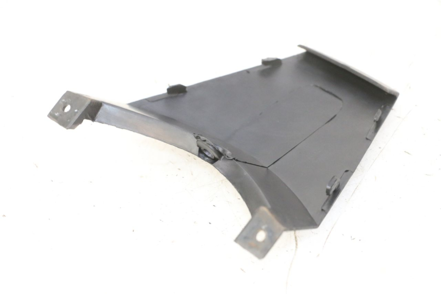 photo de Złącze tylnej owiewki STAHO FH 50 (2018 - 2019) - Zoom stanu zużycia