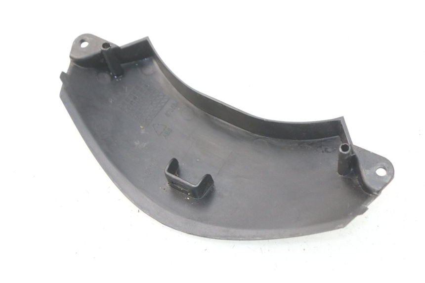 photo de Złącze tylnej owiewki PIAGGIO FLY IE 125 (2012 - 2017) - Zoom stanu zużycia
