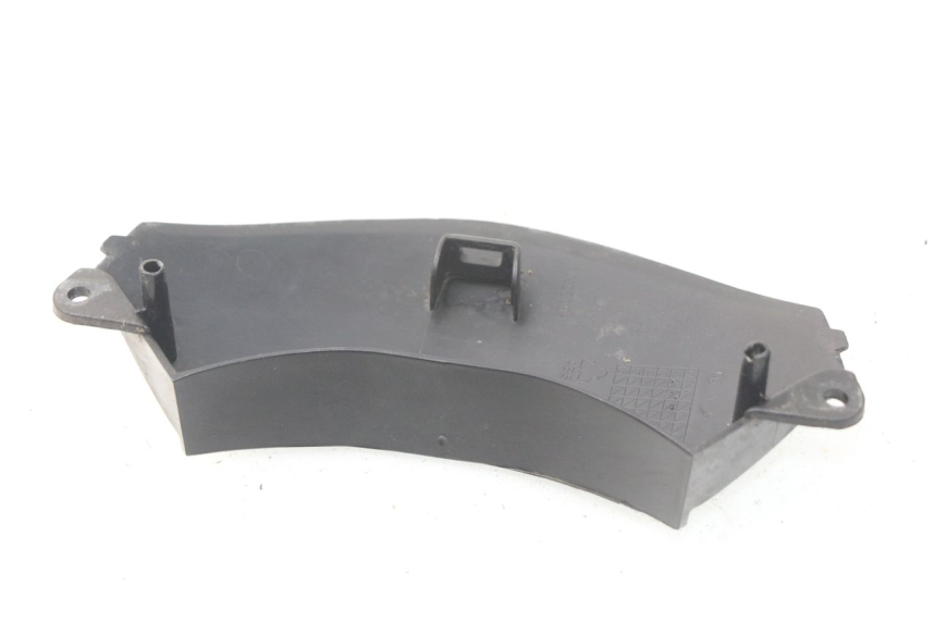 photo de Złącze tylnej owiewki PIAGGIO FLY IE 125 (2012 - 2017) - Inny kąt widzenia