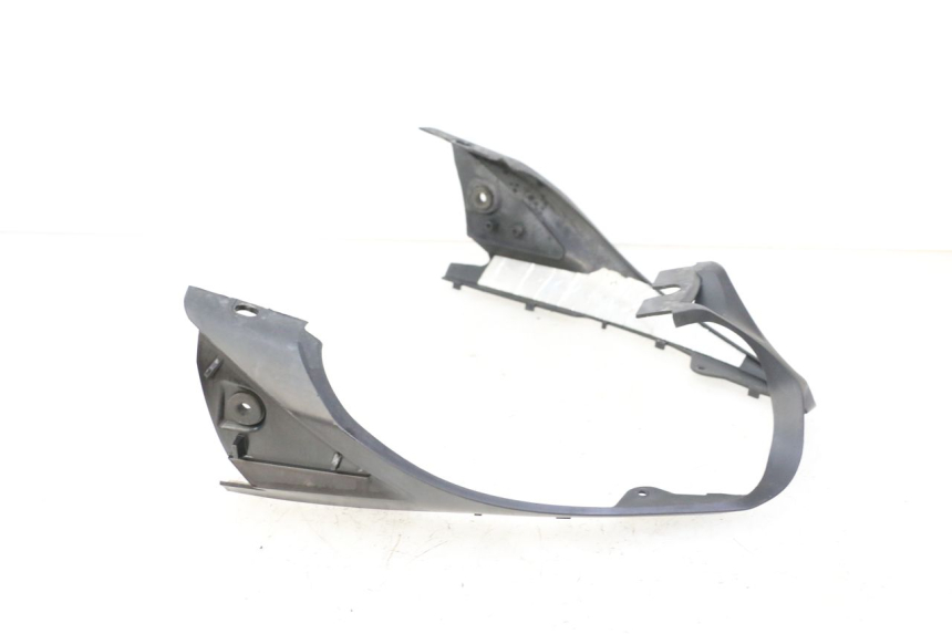 photo de Złącze tylnej owiewki YAMAHA FZ6 FAZER S2 600 (2007 - 2011) - Widok ogólny