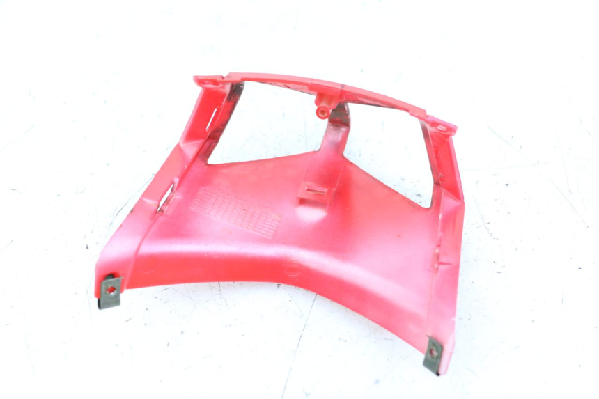 photo de Złącze tylnej owiewki NECO GPX LC 2T 50 (2014 - 2018) - Zoom stanu zużycia