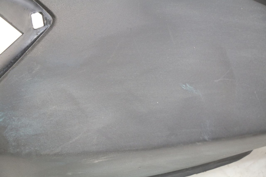 photo de Złącze tylnej owiewki TNT MOTOR GRIDO 2T 50 (2010 - 2019) - Zbliżenie techniczne