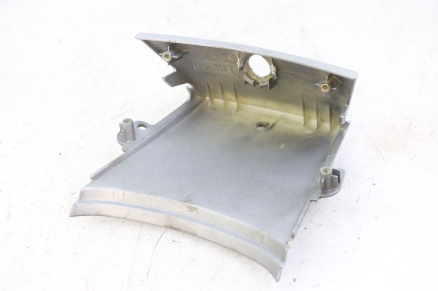 photo de Złącze tylnej owiewki HONDA SCV LEAD 100 (2003 - 2007) - Punkty mocowania