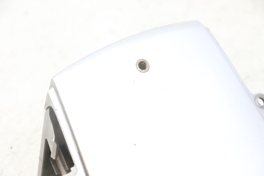 photo de Złącze tylnej owiewki HONDA SCV LEAD 100 (2003 - 2007) - Część sprawdzona