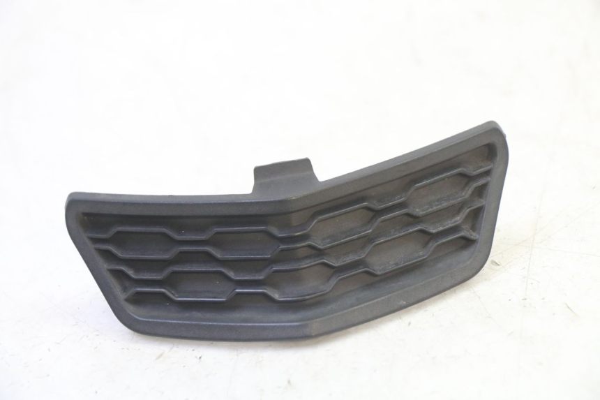 photo de Złącze dolnej tylnej owiewki QUADRO 4 4D 350 (2015 - 2018) - Widok główny