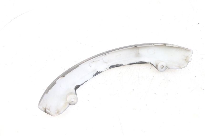 photo de Złącze dolnej tylnej owiewki LONGJIA DIGITA 4T 50 (2019 - 2022) - Szczegół części