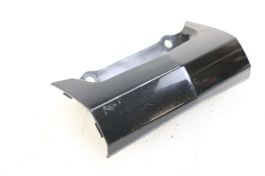 photo de Złącze dolnej tylnej owiewki KYMCO DINK 4T 50 (2007 - 2018) - Zoom stanu zużycia