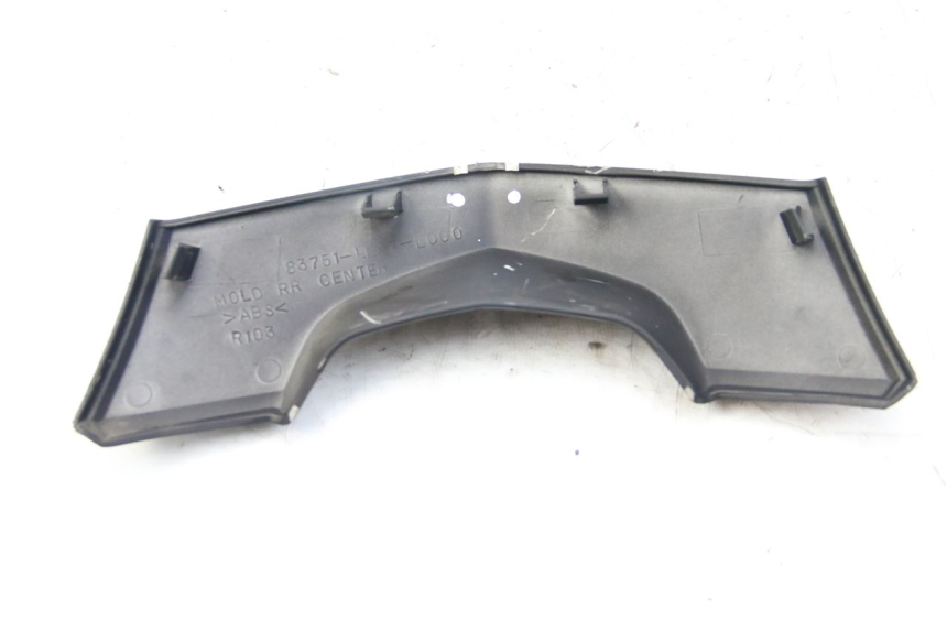 photo de Złącze dolnej tylnej owiewki KYMCO DINK STREET 125 (2009 - 2014) - Szczegół części