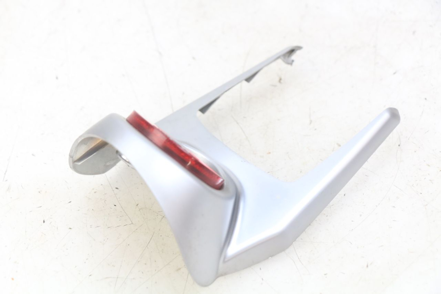 photo de Złącze dolnej tylnej owiewki PEUGEOT DJANGO 4T 50 (2014 - 2019) - Zoom stanu zużycia