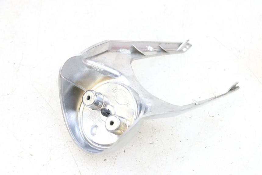 photo de Złącze dolnej tylnej owiewki PEUGEOT DJANGO 4T 50 (2014 - 2019) - Zoom stanu zużycia