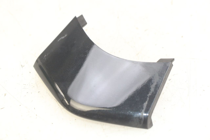 photo de Złącze dolnej tylnej owiewki PIAGGIO FLY 4T 50 (2013 - 2017) - Widok główny